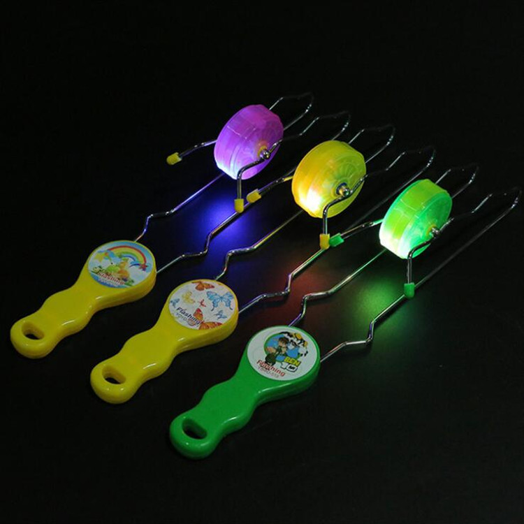 闪光悠悠球 发光溜溜球 魔术轨道UU球 创意陀螺玩具 儿童夜市包邮
