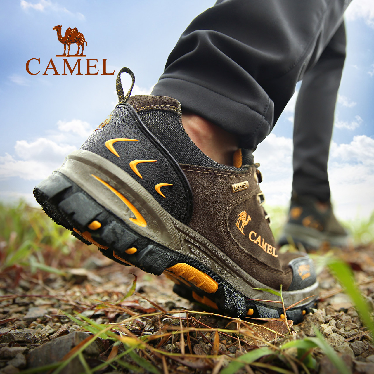 CAMEL骆驼户外情侣款徒步鞋 一体式抗冲击男女耐磨防滑登山鞋
