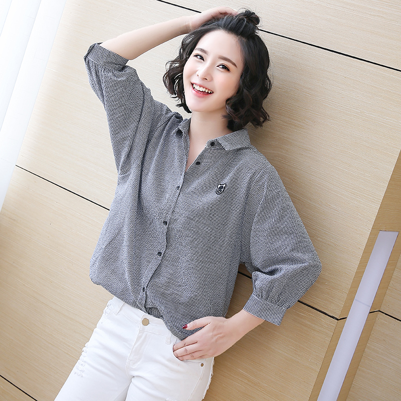 零五七一世家2018春装新品九分袖条纹衬衫女韩版单排扣打底上衣女