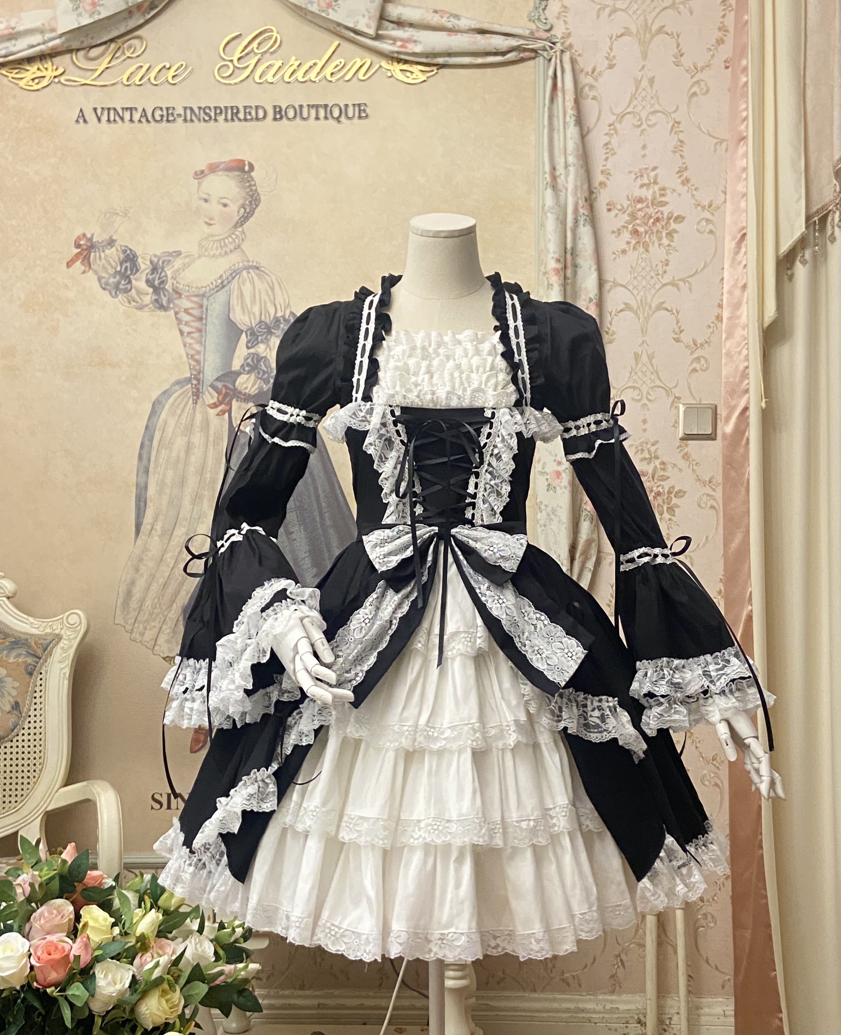 【Lace Garden】洛丽塔lolita正版洋装op接袖黑白连衣裙中古全款