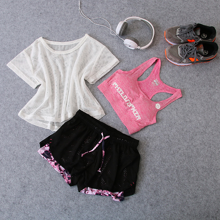 健身服运动套装女夏季短裤马拉松跑步宽松网纱健身房瑜伽三件套