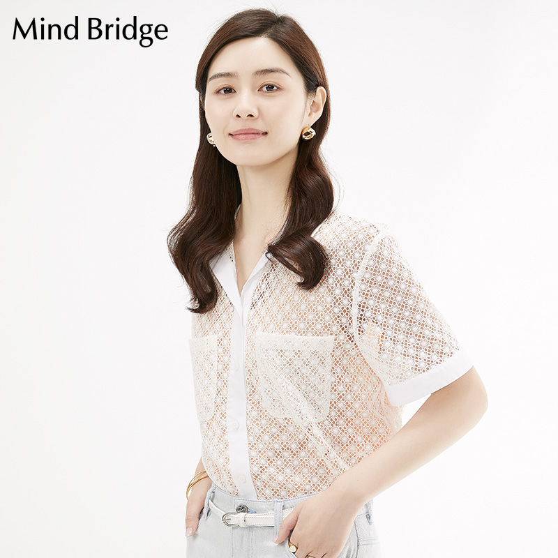 Mind Bridge百家好夏季女士镂空衬衫V领设计感小众潮衬衣MVWS322B