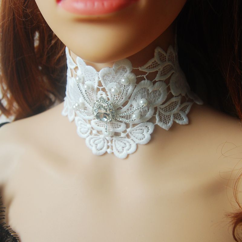 新品手工颈链 白色蕾丝项链 女 手工加宽花卉钩花颈饰