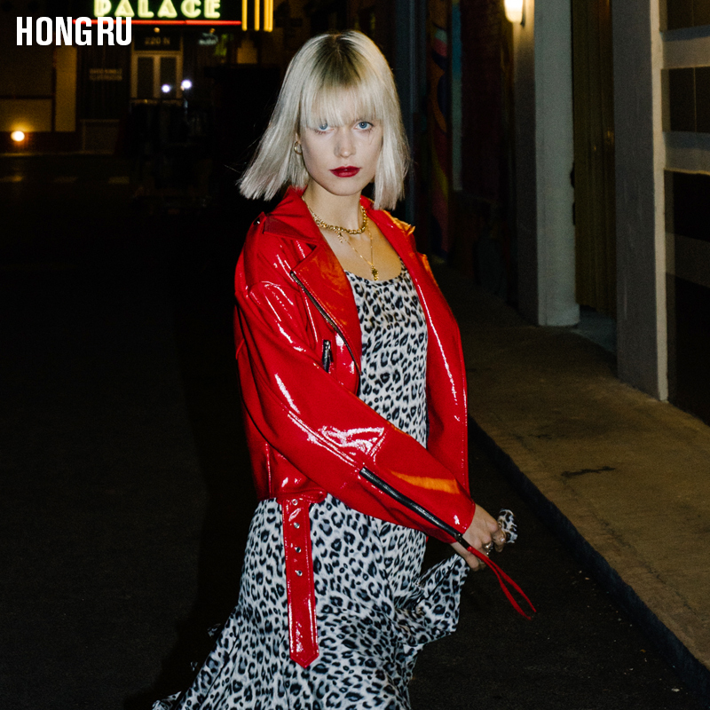 HONRU|欧洲站年新款春秋红色漆皮亮面外套机车女皮衣收身短款