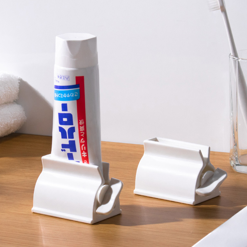 日本挤牙膏器儿童手动护肤品挤压器卷压神器洗面奶小样牙膏挤压夹
