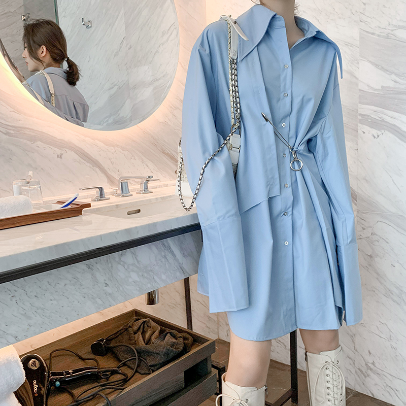 飒纳2021春装蓝色中长款衬衫女长袖复古不规则小众设计感连衣裙