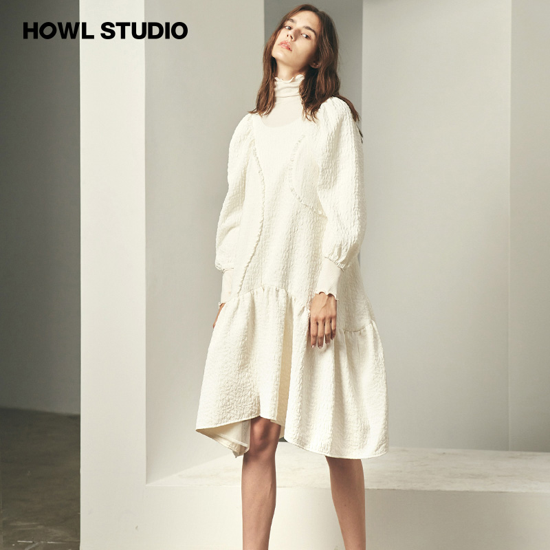 HOWL【重工褶皱 】白色立体花卉图案加厚连衣裙
